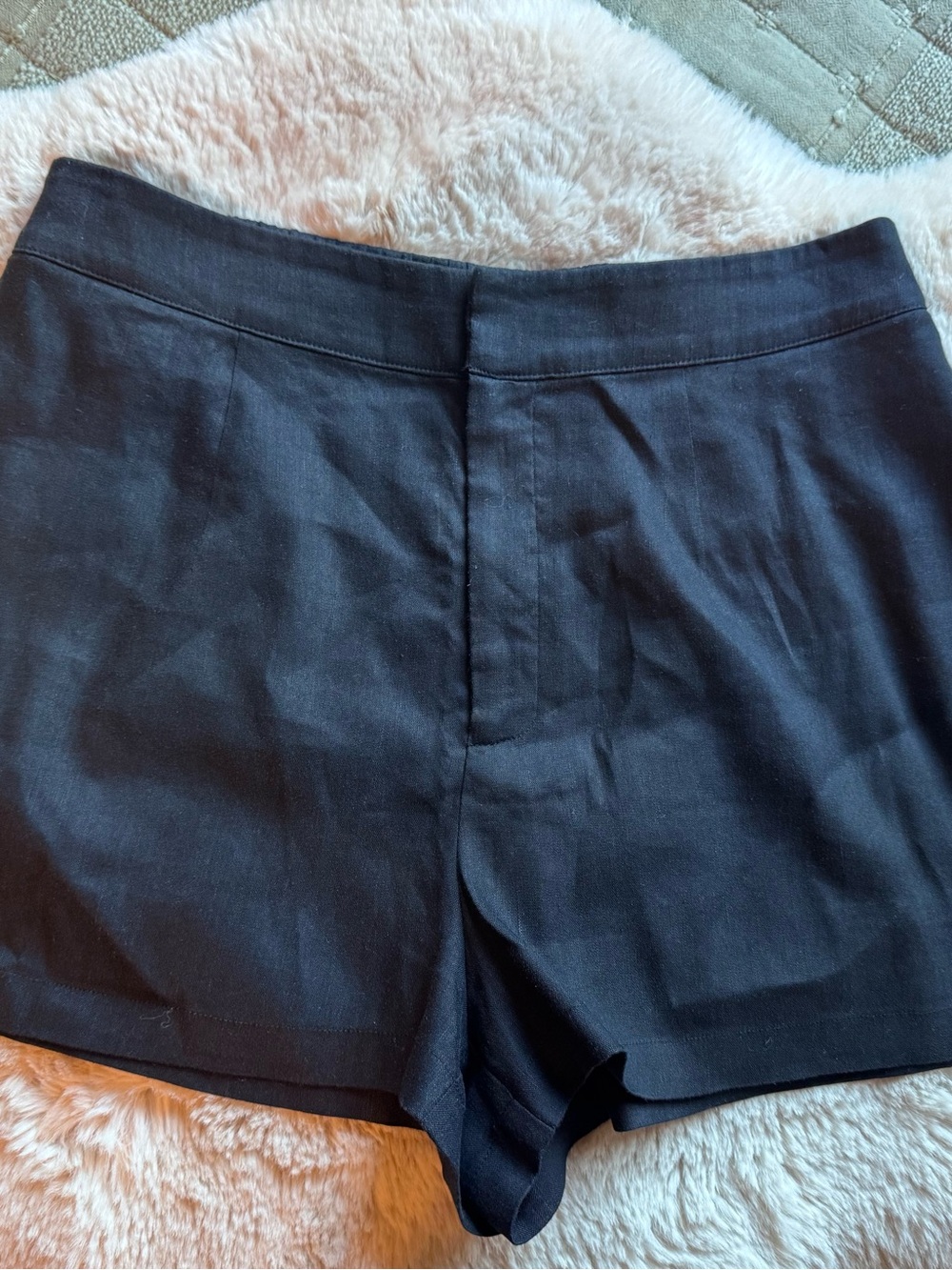 Gianni Bini Black High-Waist linen shorts